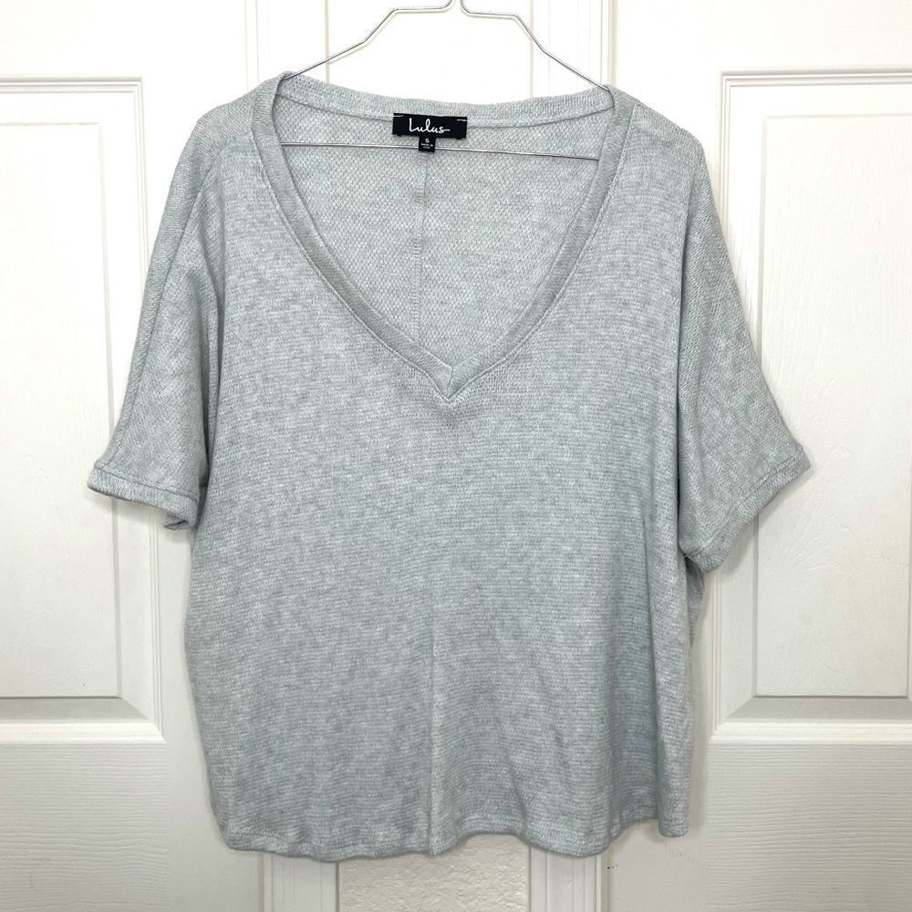 Lulus Short Sleeve Sweater Top Gray Boxy True Story Light Blue V-Neck size Small